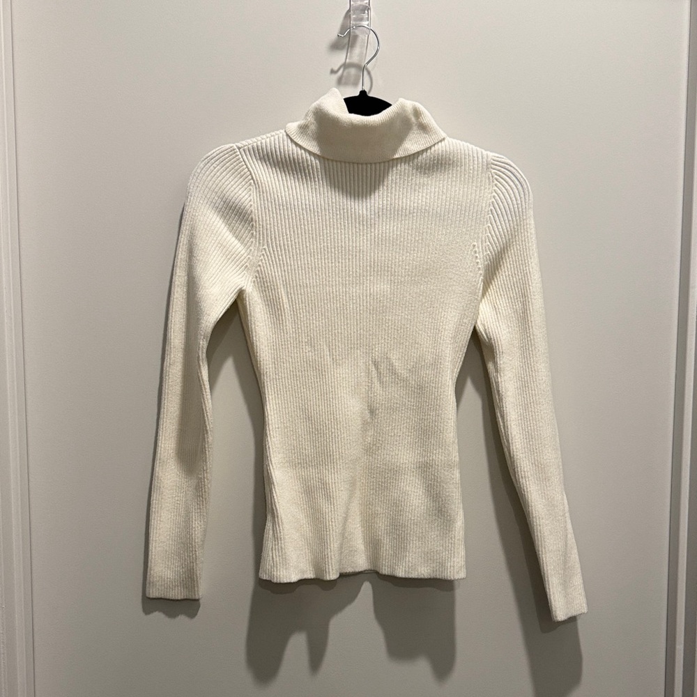 Abercrombie & Fitch Cream Turtleneck Sweater